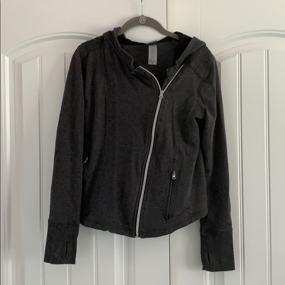 Grey Athletic Sweatshirt